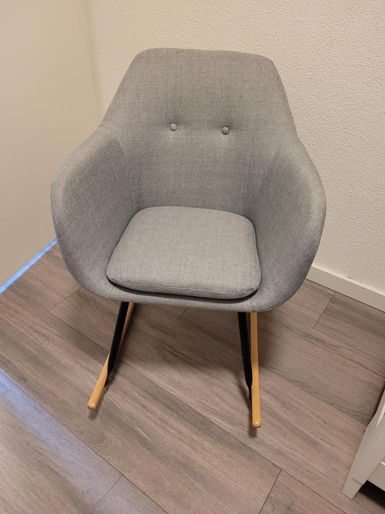 Schommelstoel lichtgrijs Anada van Leen Bakker, Ophalen, Zo goed als nieuw, Grijs, Eén