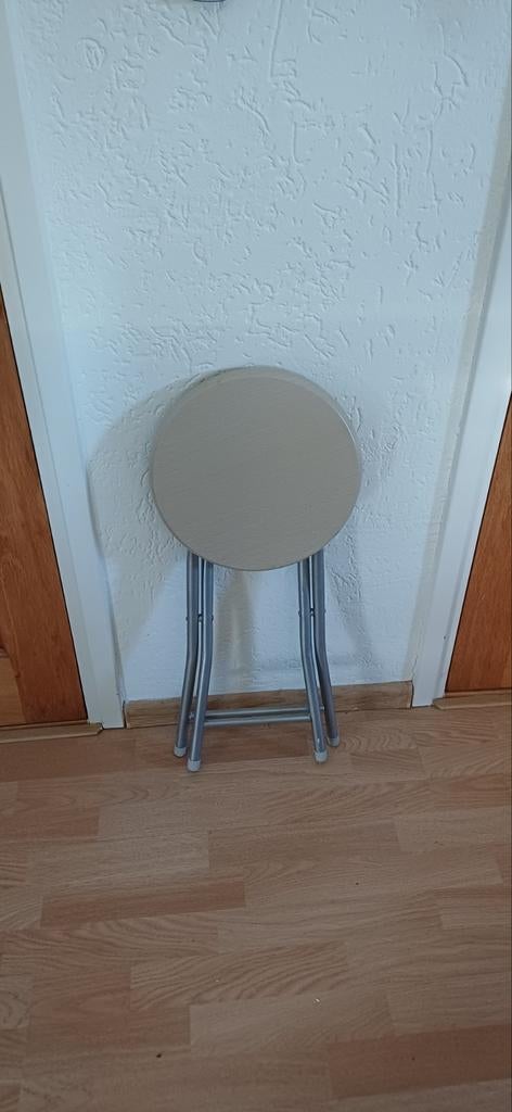 Krukjes ( opklapbaar), Huis en Inrichting, Krukjes, Ophalen, Hout