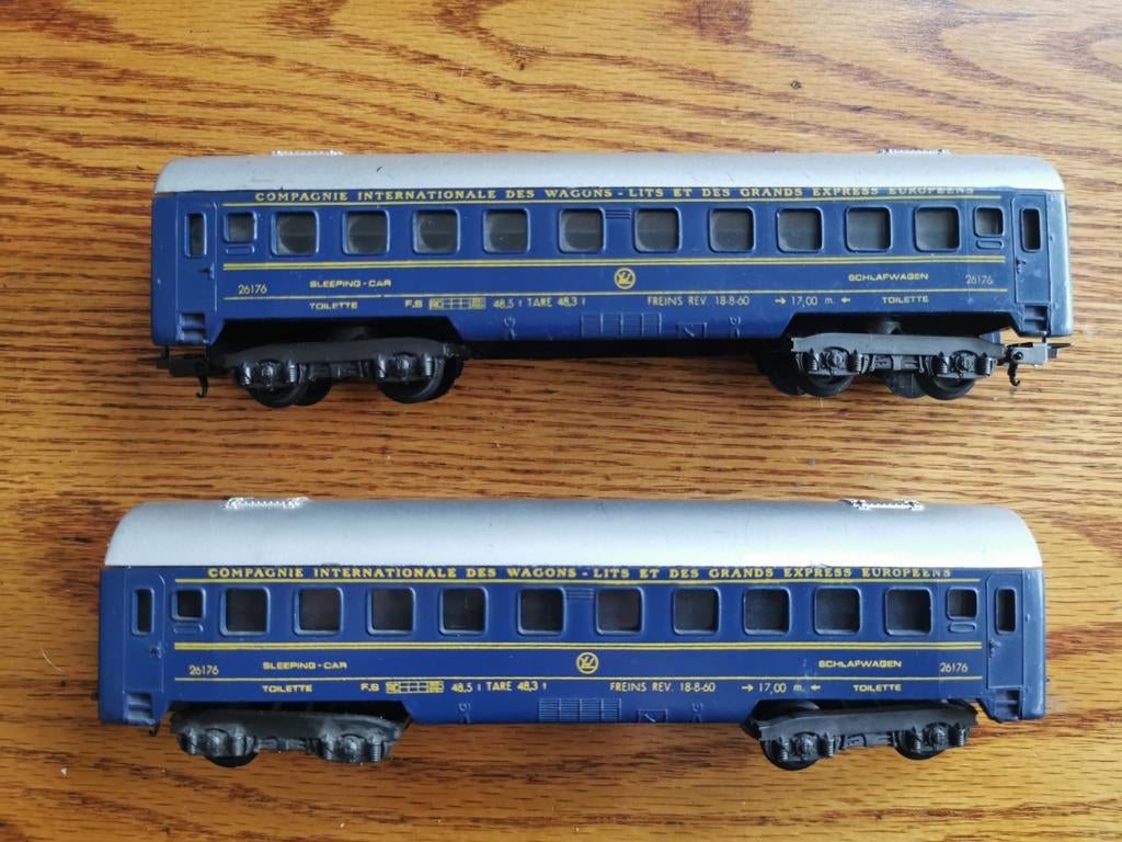 2x Lima Internationale Slaaprijtuigen - Compagnie Wagons, Gebruikt, Gelijkstroom, Analoog, Wagon