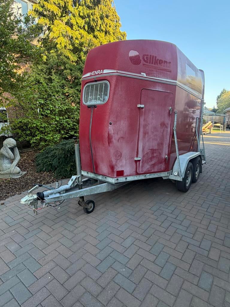 Henra 2 paards trailer, Dieren en Toebehoren, Ophalen of Verzenden, Gebruikt, Hout, 2-paards trailer