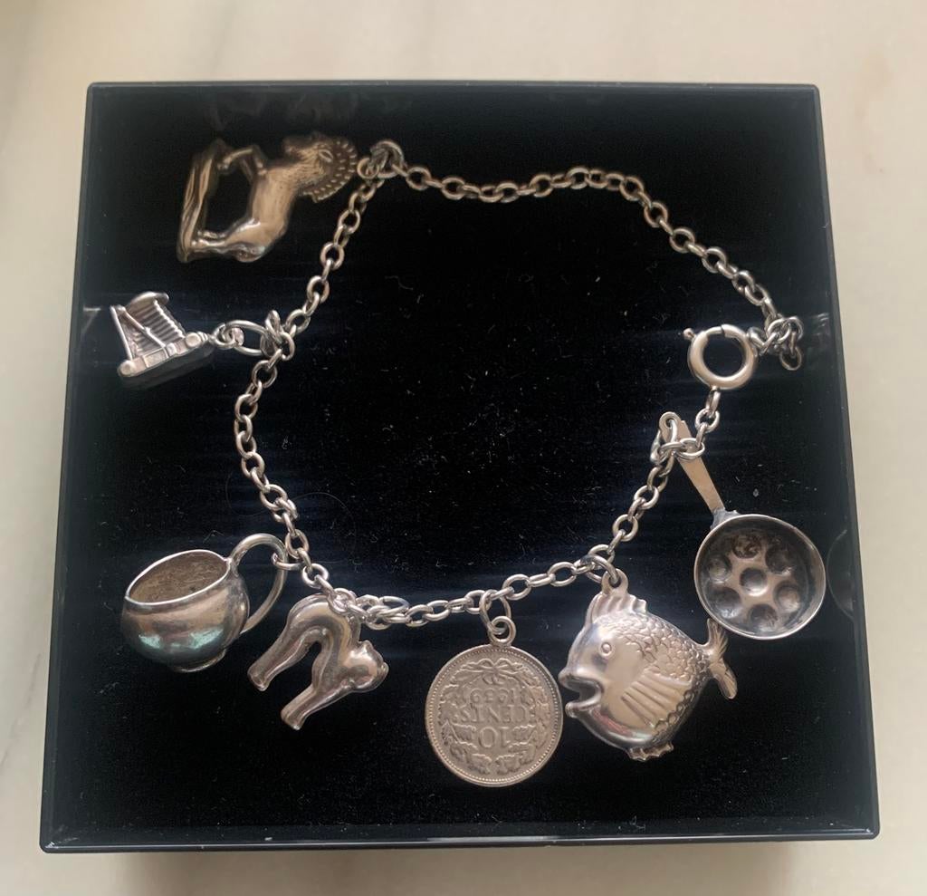 Zilveren bedelarmband met 7 bedels, Verzenden, Gebruikt, Zilver, Zilver