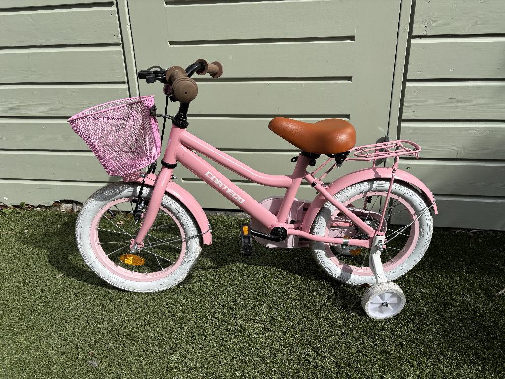 Cortega Mila meisjes fiets 14 inch, Fietsen en Brommers, Fietsen | Kinderfietsjes, Ophalen, Terugtraprem, Zijwieltjes, Minder dan 16 inch