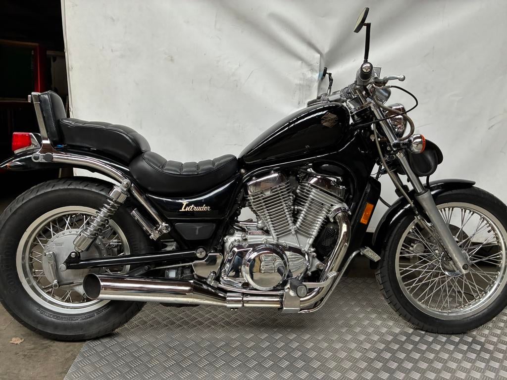 Suzuki vs700 intruder 1986 belastingvrij., 700 cc, Cardan-aandrijving, 2 cilinders, Chopper