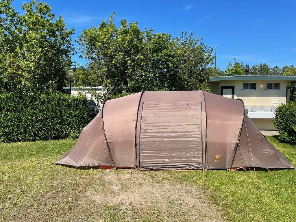 Wildebeast Kiaora tent, Caravans en Kamperen, Tenten, Ophalen of Verzenden, Gebruikt, Tot en met 4