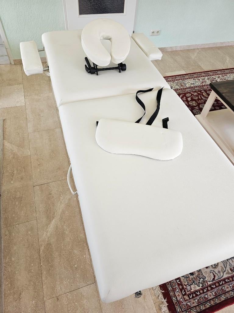 Professionele inklapbare massagetafel / behandeltafel, Ophalen, Zo goed als nieuw, Massagetafel