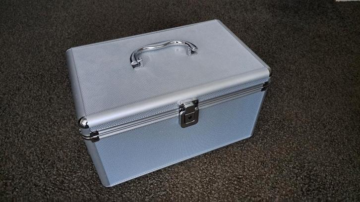 CD-DVD koffer voor 400 cd’s of dvd’s, Huis en Inrichting, Overige Huis en Inrichting, Zo goed als nieuw, Ophalen of Verzenden