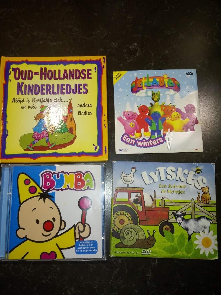 2 dvd's 1 cd en boekje met kinderliedjes, Cd's en Dvd's, Ophalen of Verzenden, Zo goed als nieuw, Muziek, 3 tot 5 jaar