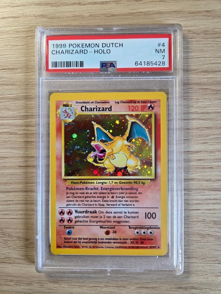 Charizard Holo - Base Set - Nederlands - PSA 7, Ophalen of Verzenden, Zo goed als nieuw, Losse kaart, Foil