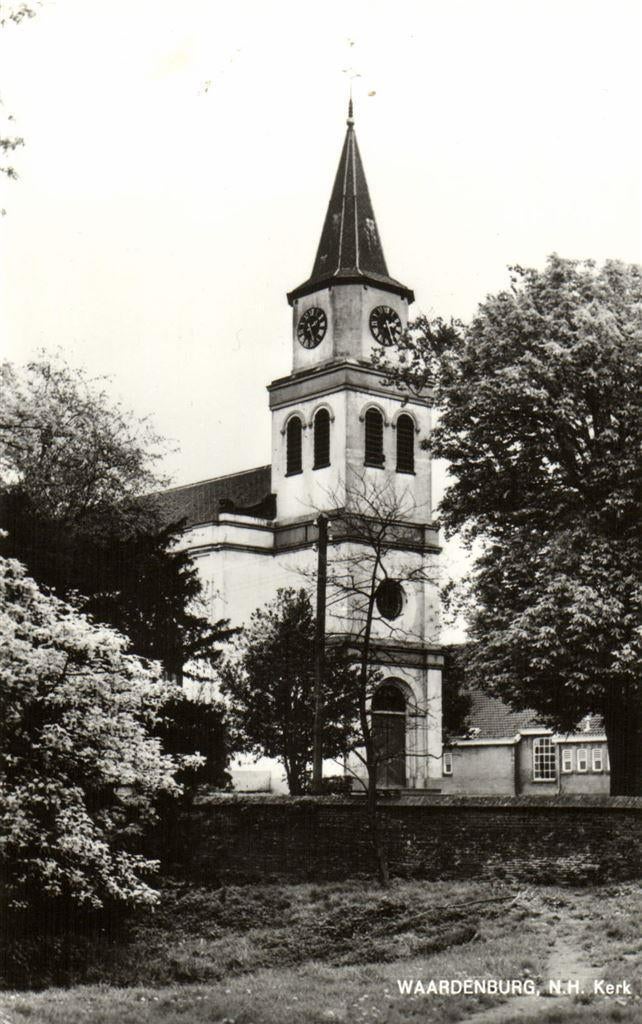 Waardenburg, N.H. Kerk - 1970 gelopen, Verzamelen, Ophalen of Verzenden, Voor 1920, Gelopen, Noord-Brabant