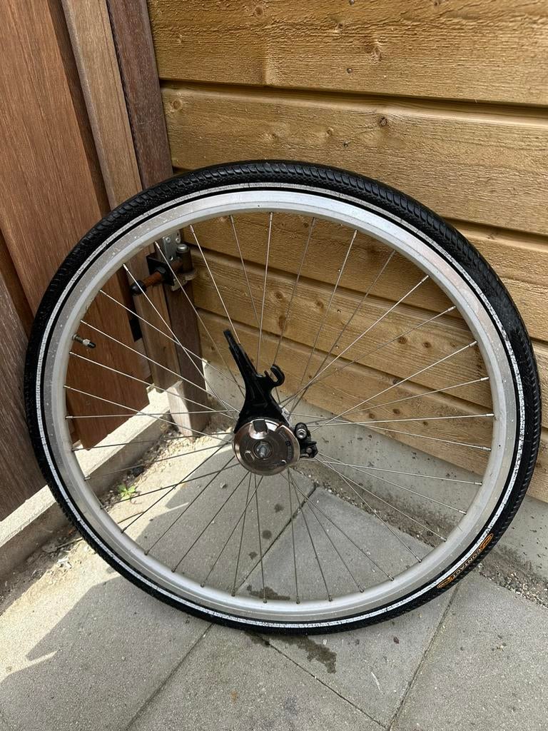 Voorwiel | 28 inch | Trommelrem | Shimano Nexus rollerbrake, Fietsen en Brommers, Zo goed als nieuw, Aluminium, Stadsfiets, Ophalen