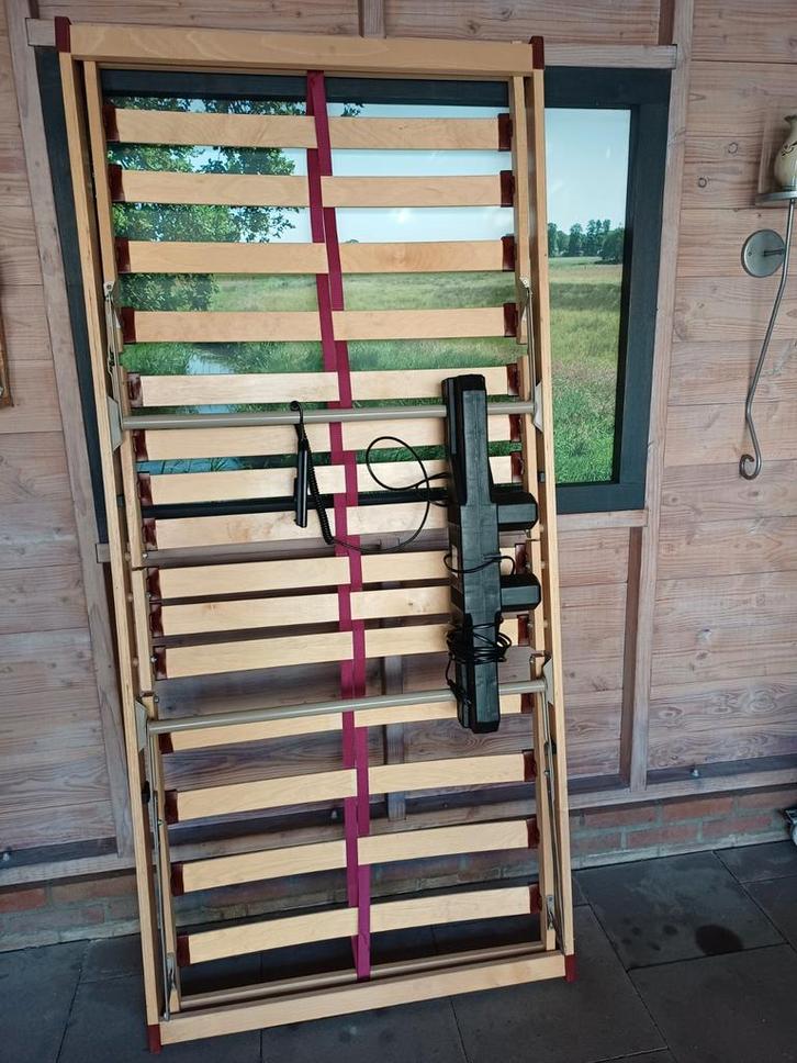 Elektrische bedbodem 90x200 -, Huis en Inrichting, Slaapkamer | Matrassen en Bedbodems, Gebruikt, Bedbodem, 90 cm, 200 cm, Eenpersoons