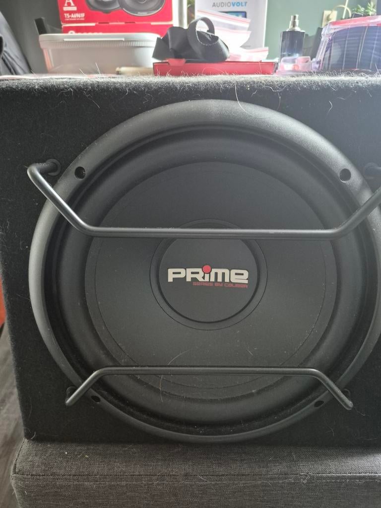 Caliber active sub incl nieuwe kabels, Auto diversen, Autospeakers, Ophalen, Zo goed als nieuw