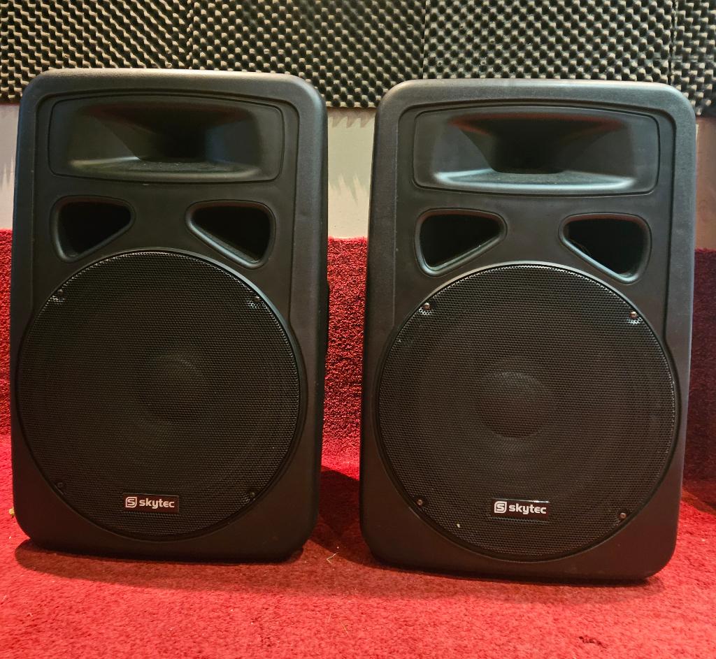 skytec actieve speakers, Audio, Tv en Foto, Luidsprekers, Zo goed als nieuw, Front, Rear of Stereo speakers, 120 watt of meer