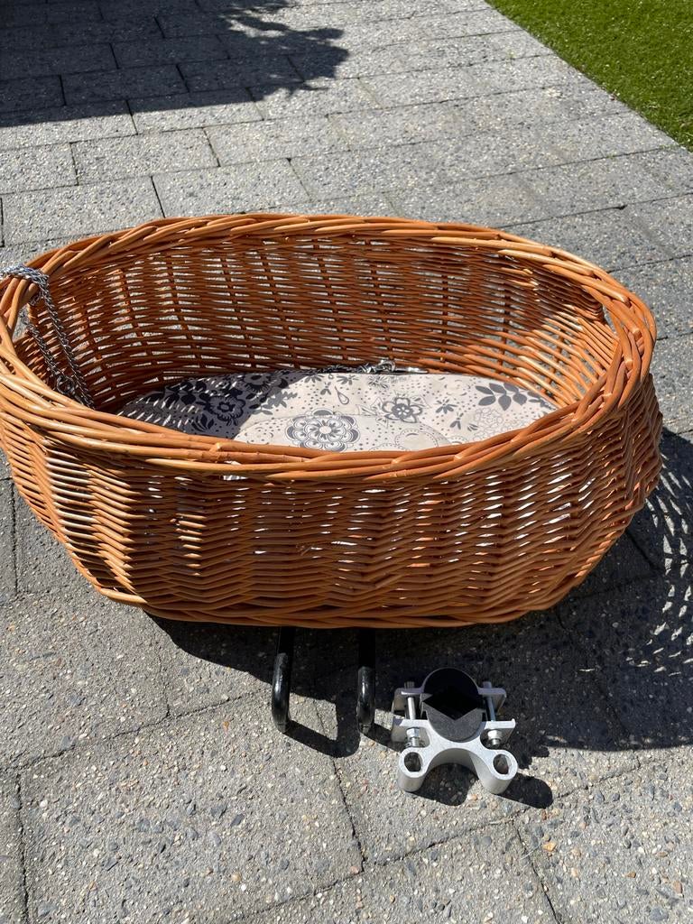 Basil hondenmand voor voorop de fiets, Ophalen of Verzenden, Zo goed als nieuw, Fietsmand, Stuurbevestiging