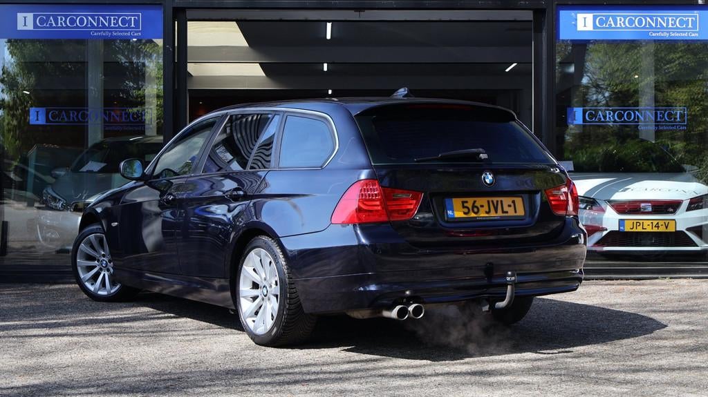 BMW 3-serie Touring 330i xDrive Business Line 272pk|Xenon|Cr, Auto's, Automaat, Zwart, Blauw, 2996 cc