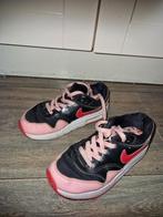 Nike 33.5, Ophalen of Verzenden, Jongen of Meisje, Sportschoenen