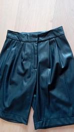 Bermuda/ Broek rokje nep leer nieuw maat S, Ophalen of Verzenden, Nieuw, Zwart, Kort