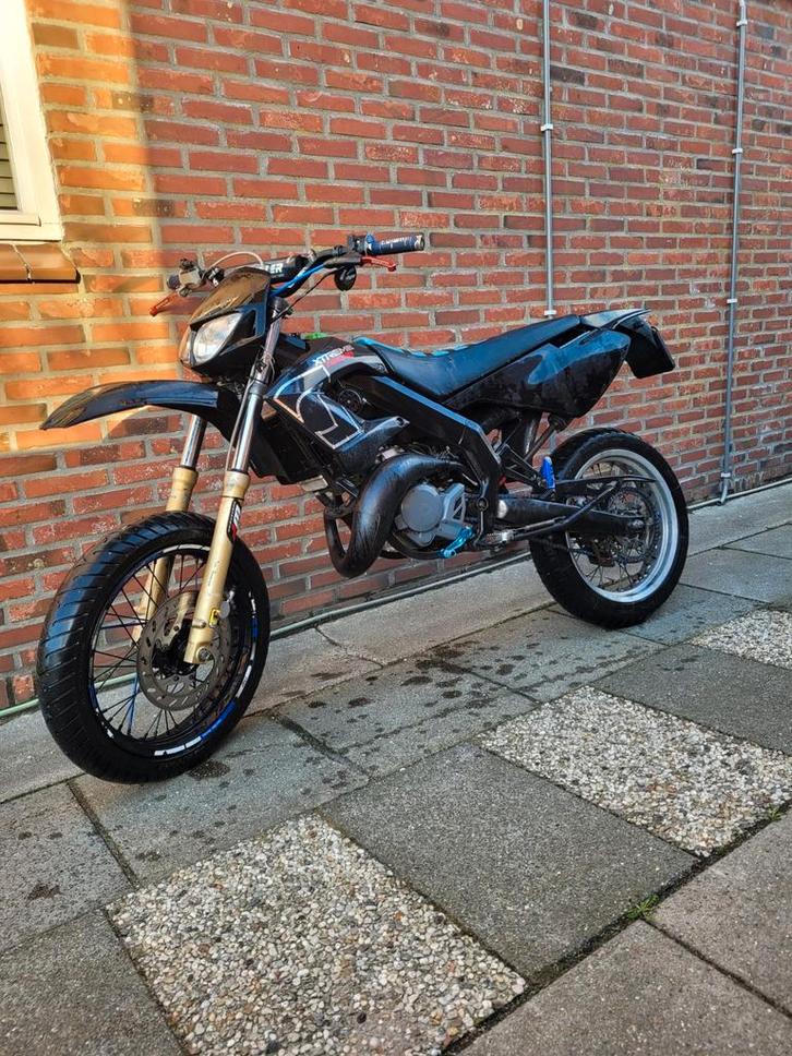 Derbi senda met wok, Fietsen en Brommers, Brommers | Crossbrommers, Gebruikt, Ophalen