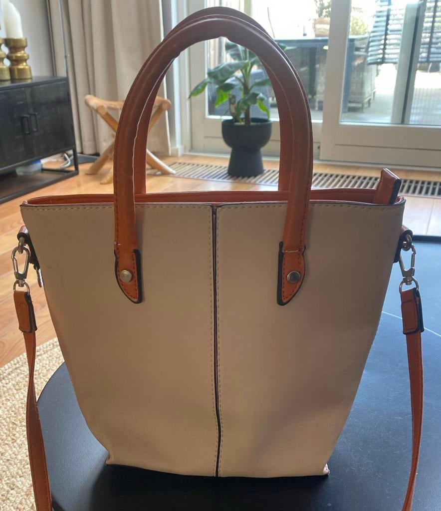 Nieuwe tas met oranje accenten - Perfect voor Koningsdag!, Sieraden, Tassen en Uiterlijk, Tassen | Damestassen, Ophalen, Nieuw