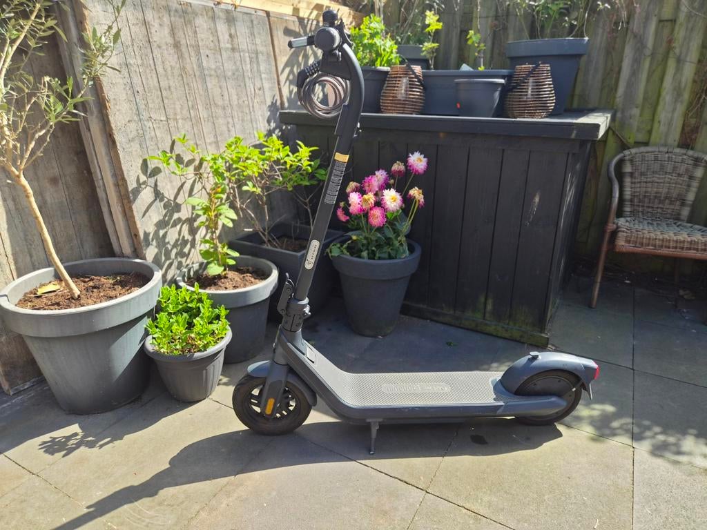 Ninebot E2 pro Elektrische Step, Ophalen, Zo goed als nieuw, Elektrische step (E-scooter), Segway Ninebot