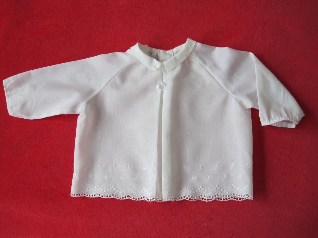 Fijne baby blouse van batist lengte 27 cm., Ophalen of Verzenden