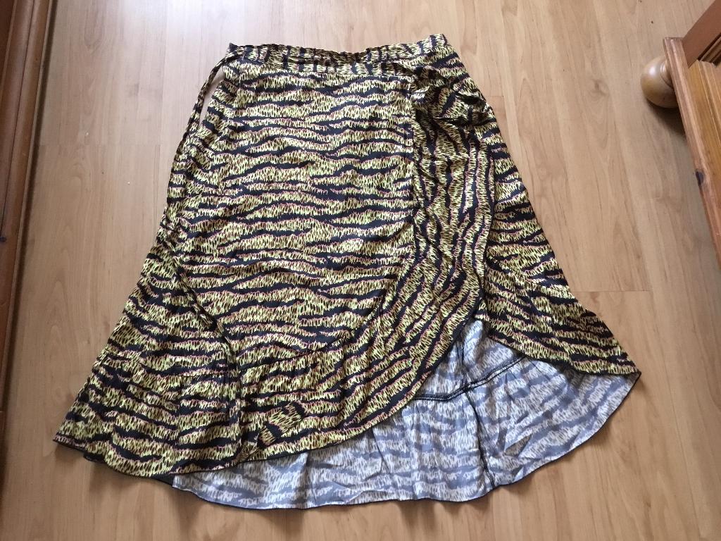 Leuke wikkelrok van geisha. Maat xs, Kleding | Dames, Rokken, Geisha, Zwart, Ophalen of Verzenden, Zo goed als nieuw