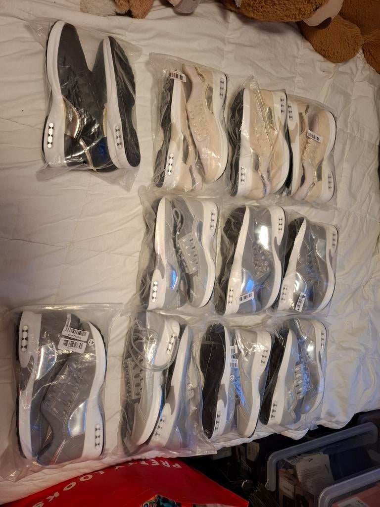 Kleine partij dames schoenen, Ophalen of Verzenden, Zwart, Sneakers of Gympen