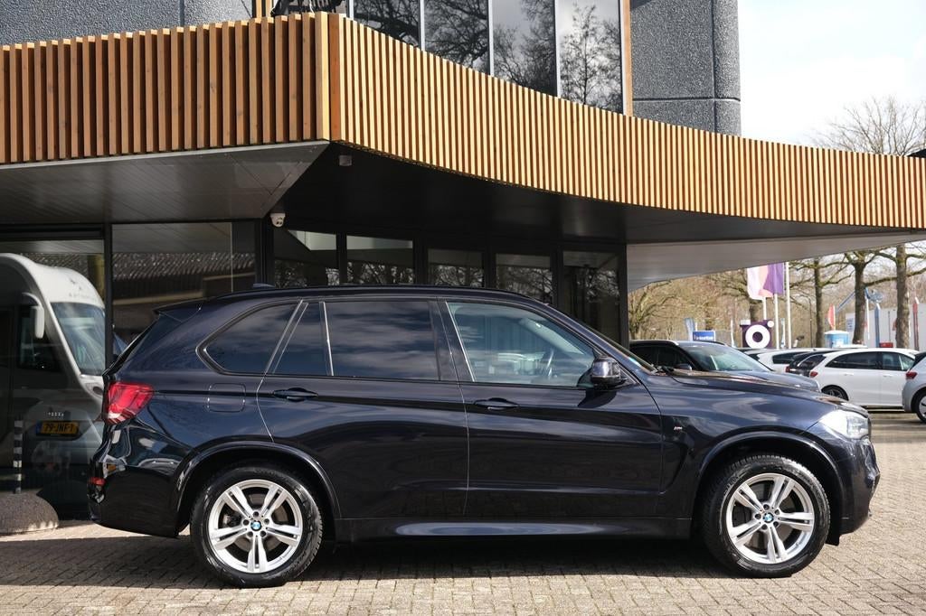 BMW X5 M50d|EXCL.BPM|M-Pakket|Pano|HarmanKardon|Trekhaak|Cam, Auto's, Automaat, USB, 15 km/l, 2993 cc