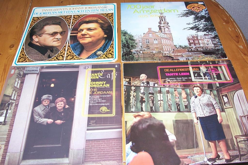 tante leen-johnny jordaan-700 jaar amsterdam 8 lp's, Gebruikt, Ophalen of Verzenden, Levenslied of Smartlap, 12 inch