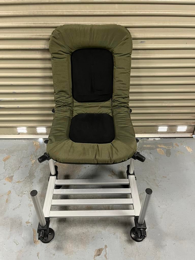 Rive D36 Feederstoel met voetplateau, Ophalen, Zo goed als nieuw, Overige typen