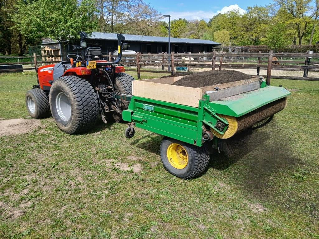 Nimos bezander bezandingswagen topdresser, Zakelijke goederen, Agrarisch | Werktuigen, Ophalen, Zaaien, Planten of Poten