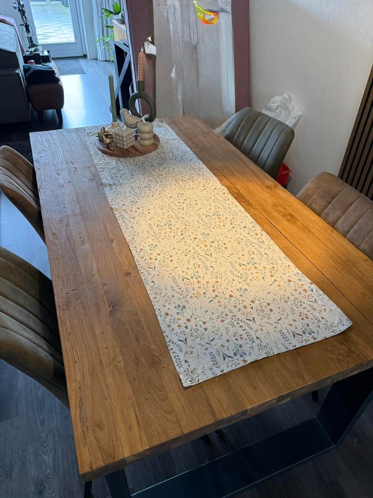 Tafel romaro, Ophalen, 50 tot 100 cm, Zo goed als nieuw, 150 tot 200 cm