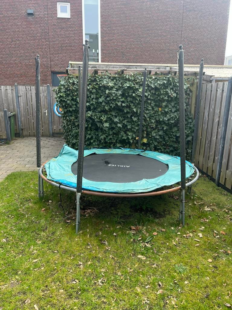 Trampoline met een diameter van 240 cm, Ophalen, Gebruikt