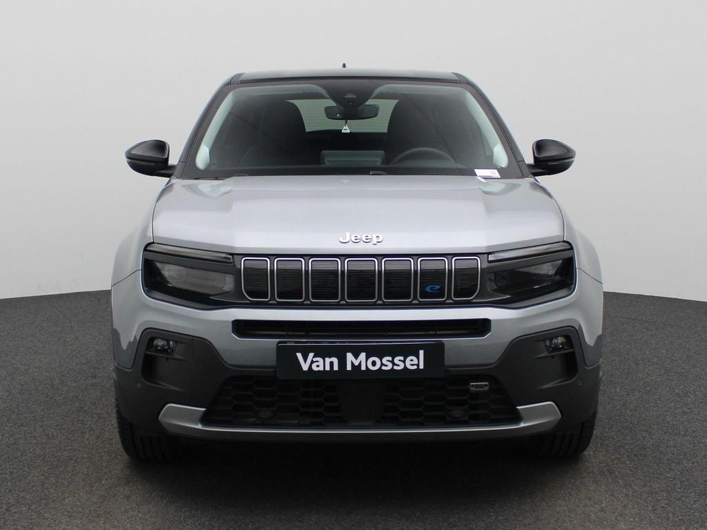 Jeep Avenger 54kWh 1st Edition | Elektrische kofferbak | Cam, Auto's, Jeep, 12 maanden, Stof, Gebruikt, 334 min