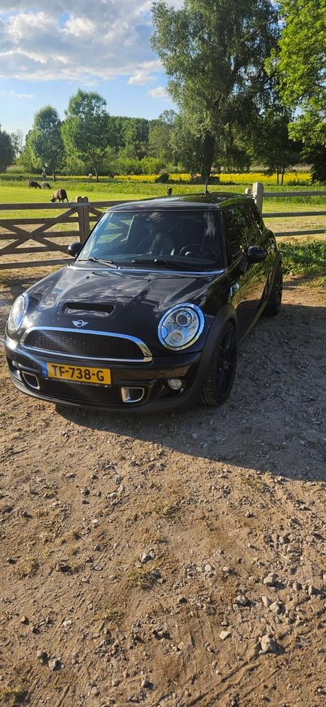 Mini cooper s, Voorwielaandrijving, Euro 5, Zwart, 4 cilinders