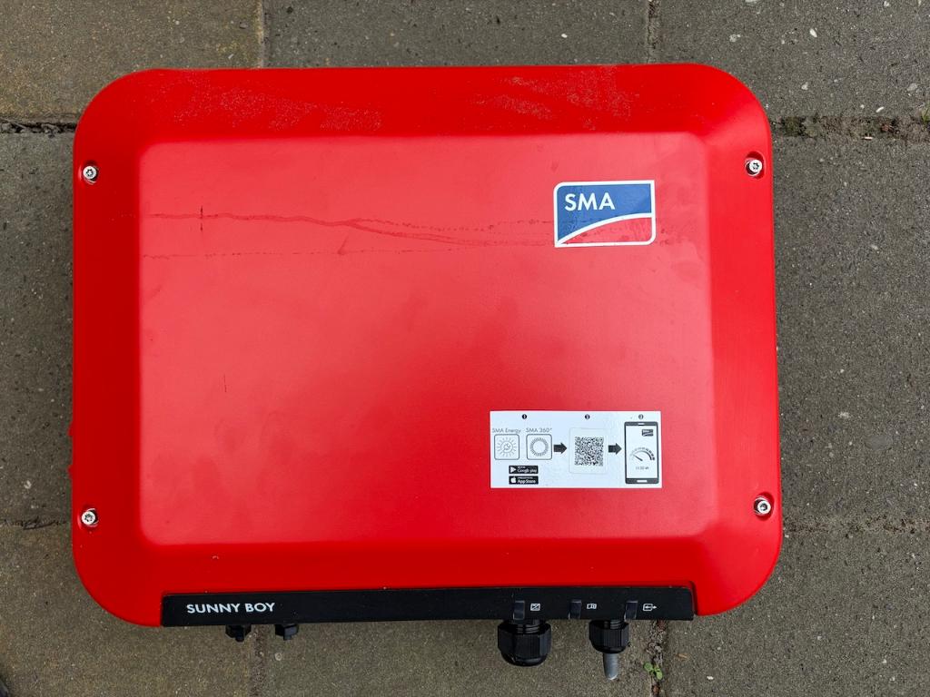 ZGAN SMA omvormer en zonnepanelen, Doe-het-zelf en Verbouw, Zonnepanelen en Toebehoren, Ophalen of Verzenden, Gebruikt, Overige typen