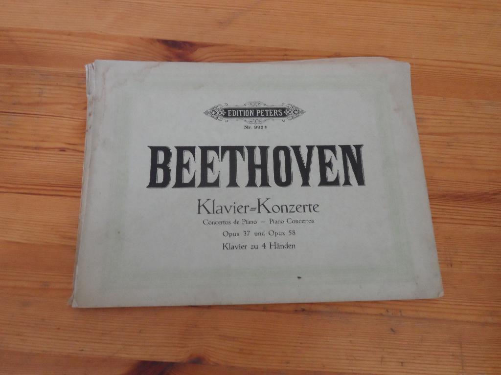 Beethoven - klavierkonzerten / Violin Konzert, Muziek en Instrumenten, Bladmuziek, Gebruikt, Klassiek, Ophalen of Verzenden, Viool of Altviool