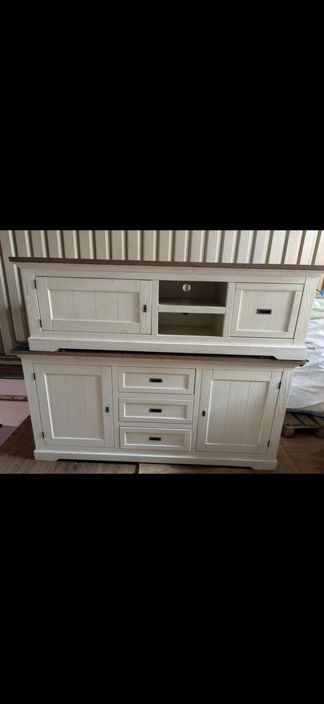 Tv-meubel (evt icm buffetkast), Ophalen