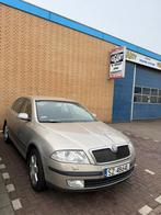 Skoda Octavia in onderdelen te koop, Ophalen of Verzenden, Skoda, Motorkap