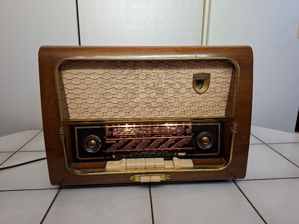 WEGA 3021 Buizenradio In nieuwstaat!, Ophalen