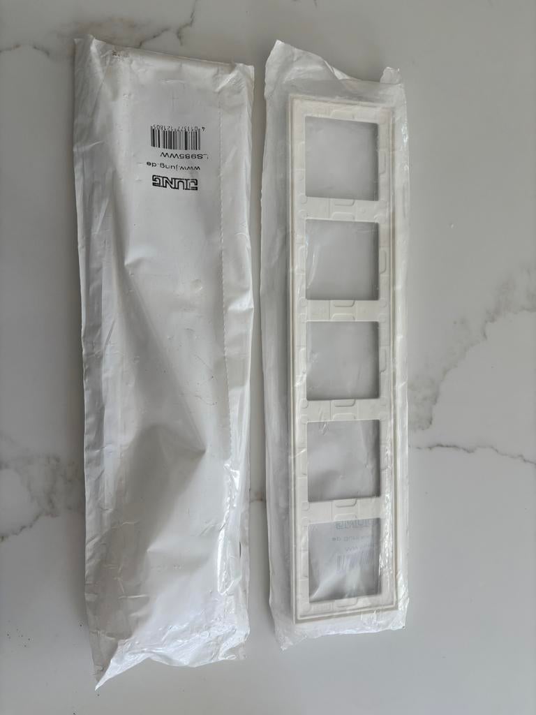 Jung LS990 5 voudig ., Doe-het-zelf en Verbouw, Ophalen of Verzenden, Zo goed als nieuw, Afzuiger