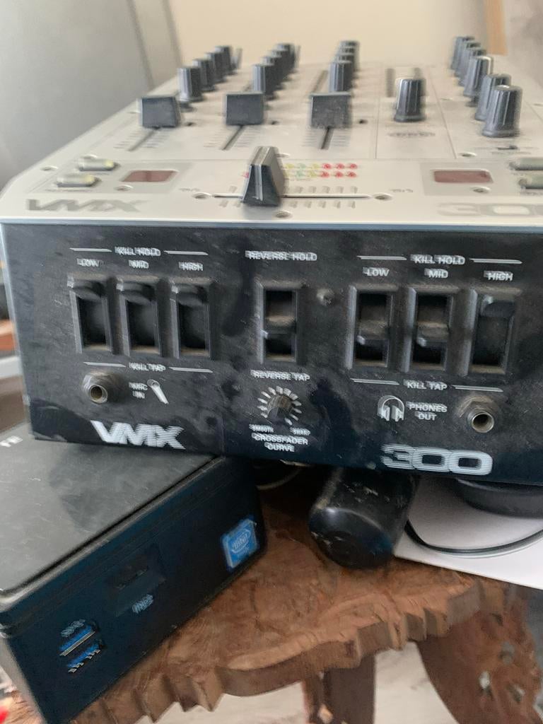 Behringer VMX 300 DJ Mixer - Gebruikt, Ophalen of Verzenden, Gebruikt, Dj-set, Behringer