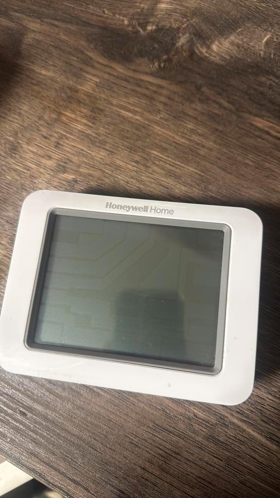 Honeywell TH8200G1004 Touch thermostaat – zo goed als nieuw, Doe-het-zelf en Verbouw, Thermostaten, Zo goed als nieuw, Ophalen of Verzenden