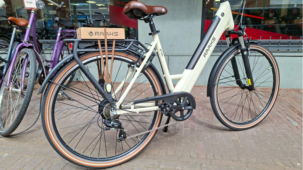 Fietshokje Raaks: Raaks Eton E-bike Creme, Niet ingevuld, Nieuw, Niet ingevuld, Niet ingevuld