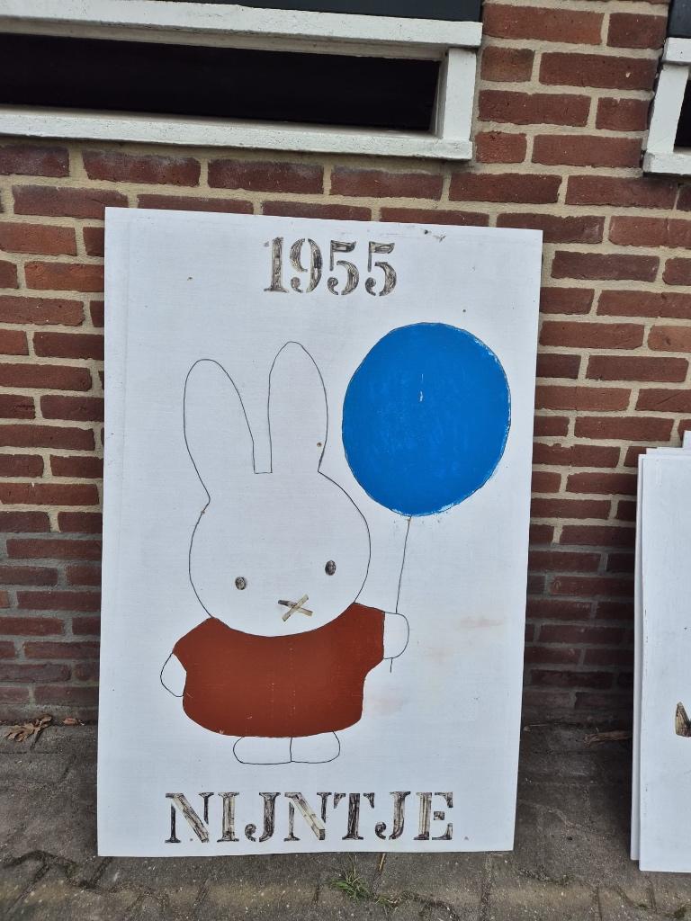 Straatversiering, Ophalen, Gebruikt, Versiering, Oranje of Koningsdag