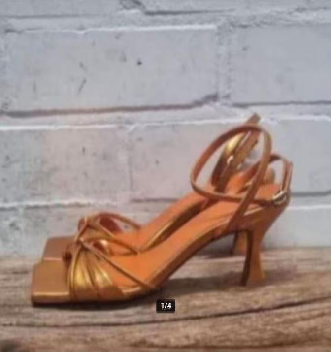 Toral - Prachtig leren sandalen maat 37 - Nieuw €170