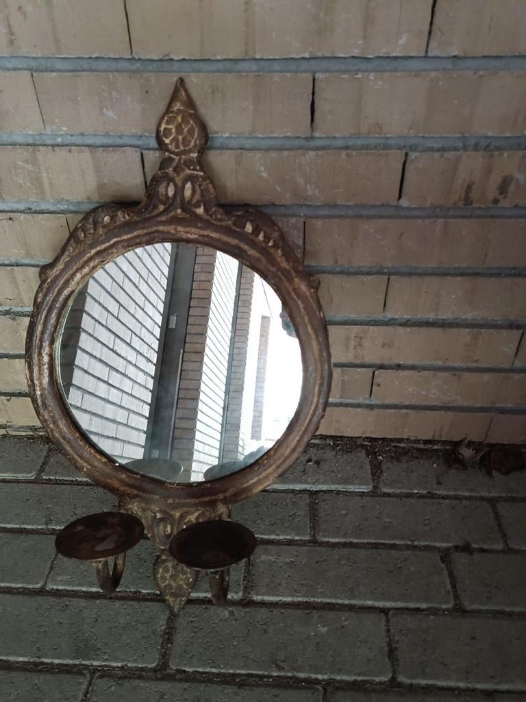 Ovale spiegel met kandelaars, Ophalen