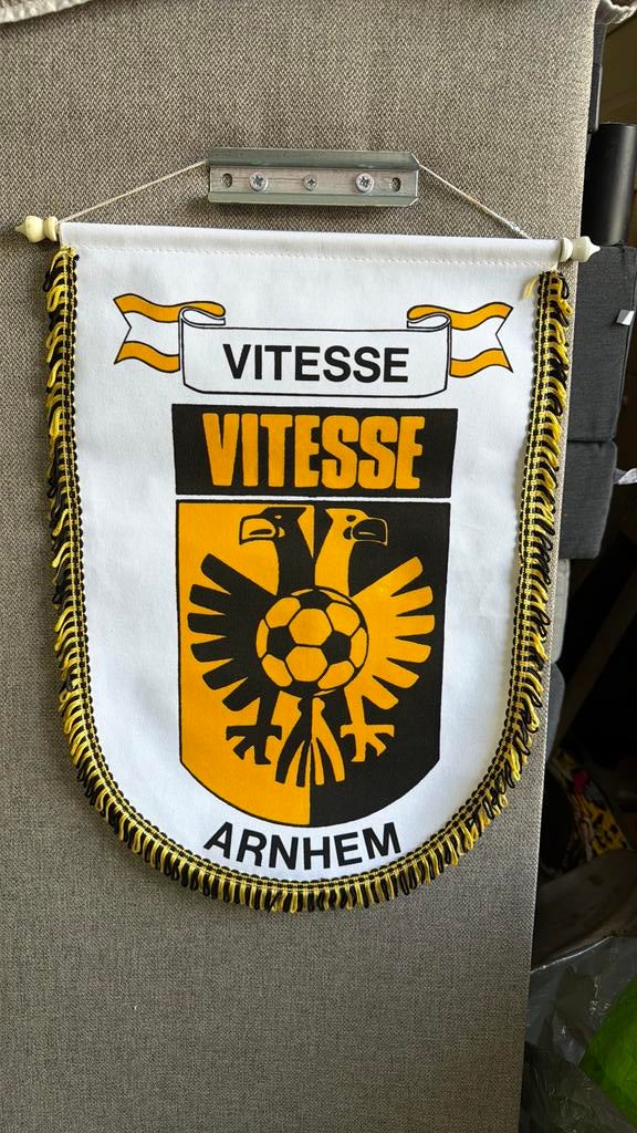 Oude vaan Vitesse Arnhem, Ophalen of Verzenden, Nieuw, Vitesse, Vaantje of Sjaal