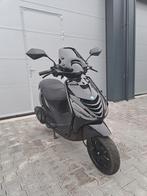 Piaggio Zip 4T Scooter Glans Zwart FULL OPTION (BROM), Maximaal 45 km/u, N.V.T., Zip, Zo goed als nieuw