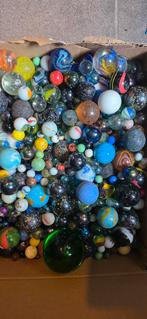 Heeeel veel knikkers doos vol, Ophalen of Verzenden, Jongen of Meisje